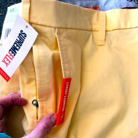 Dockers Ultimate Supreme Flex Shorts 40 - Picture 3 of 8